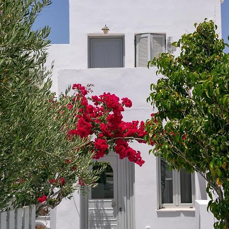 Sensia Luxury Apartment With Hot Tub Oia  Esterno foto